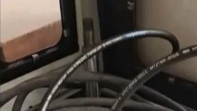 Pressure Testing Device